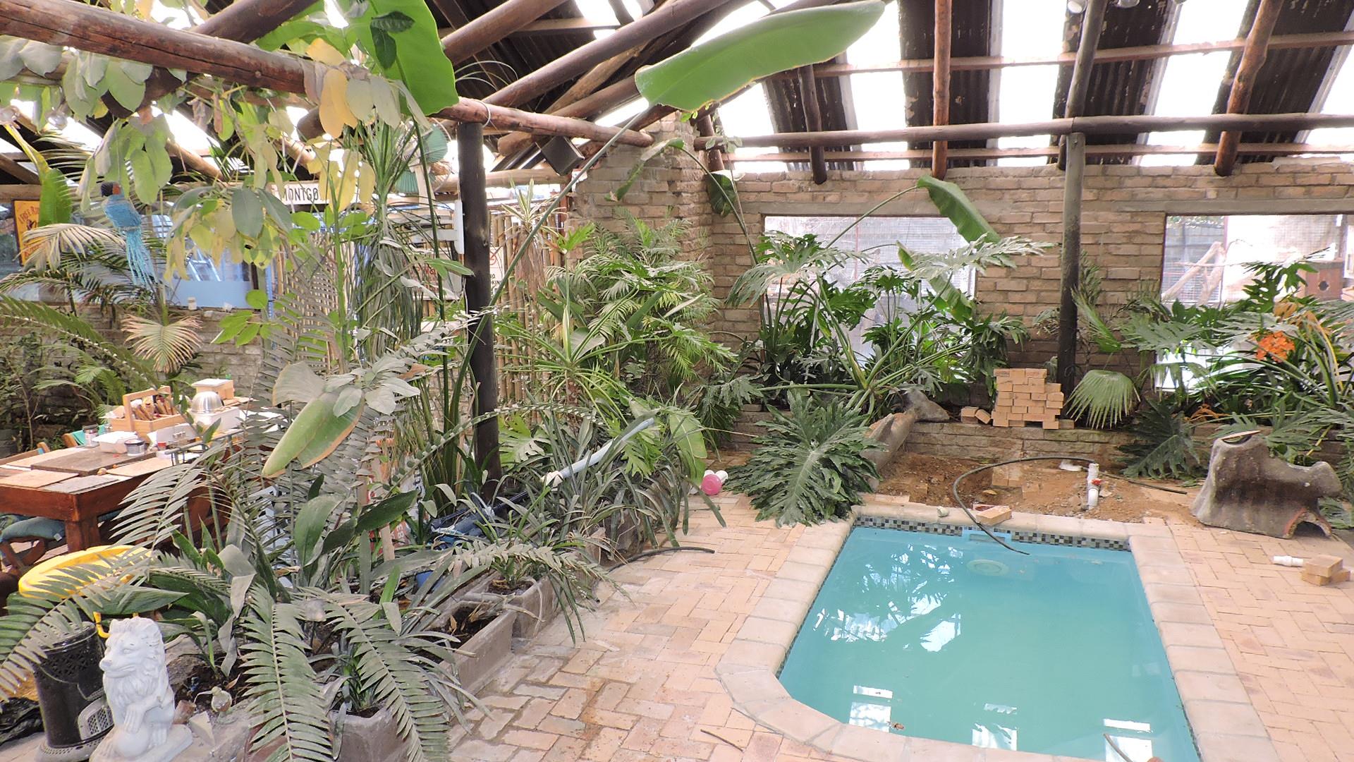 10 Bedroom House for Sale in Universitas