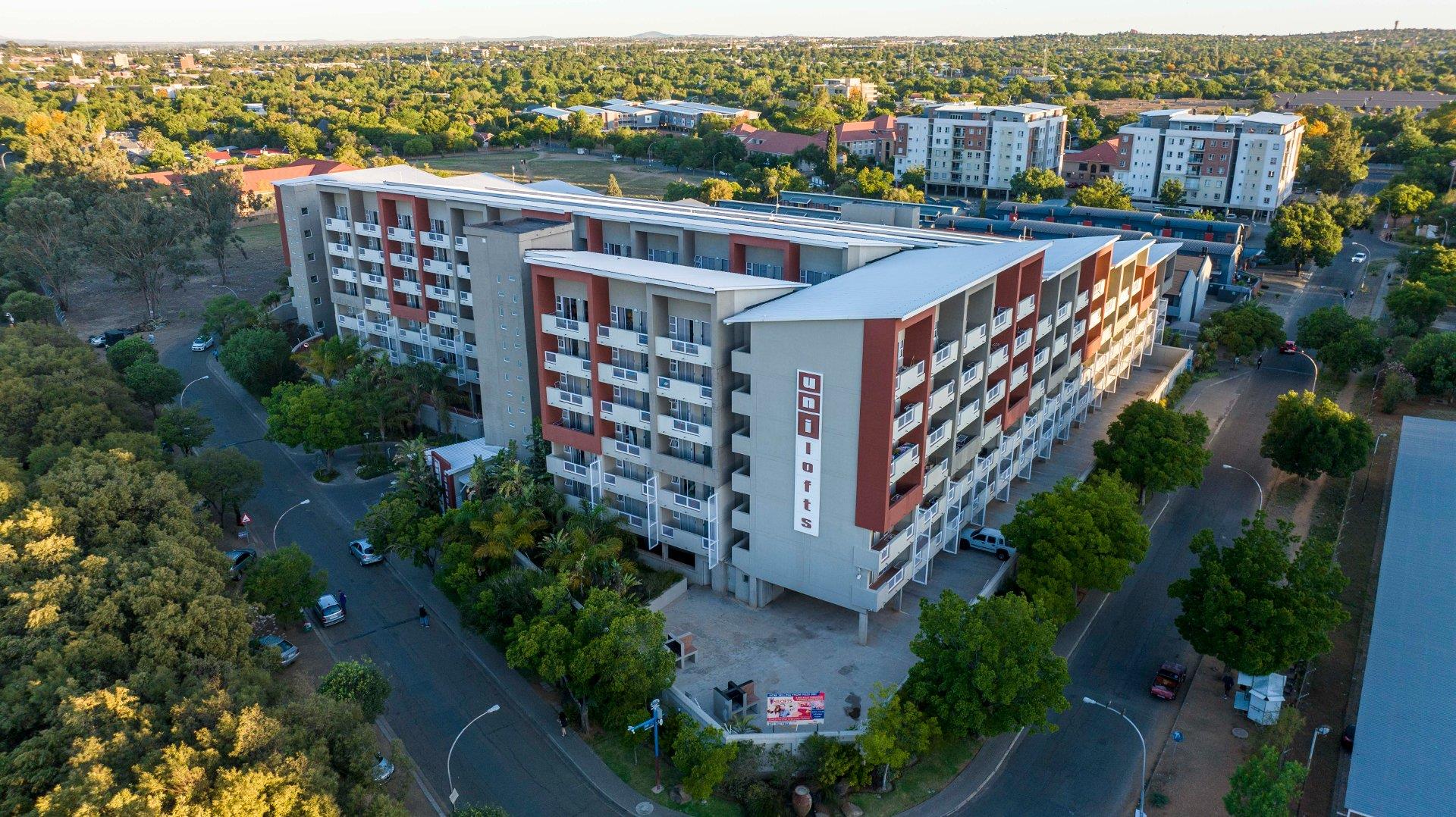 2 Bedroom Apartment / Flat for Sale in Universitas