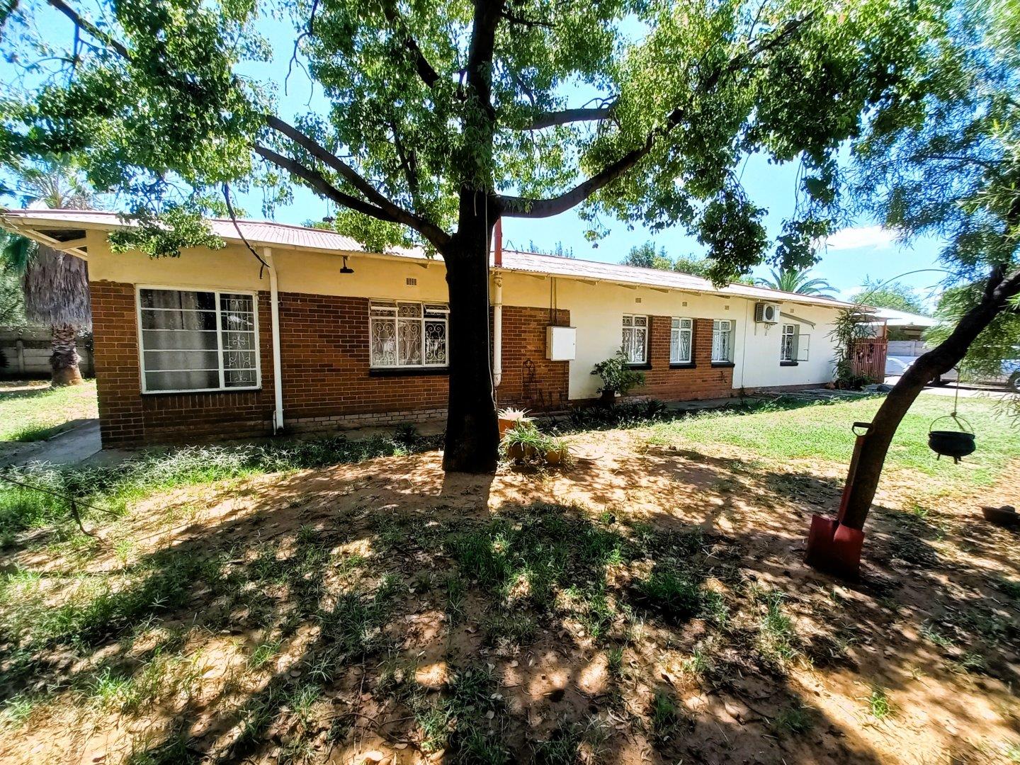 3 Bedroom House for Sale in Wilgehof, Bloemfontein