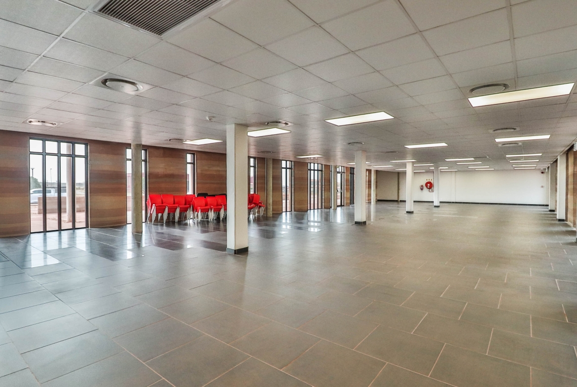 Prime Commercial Office Facility To Let