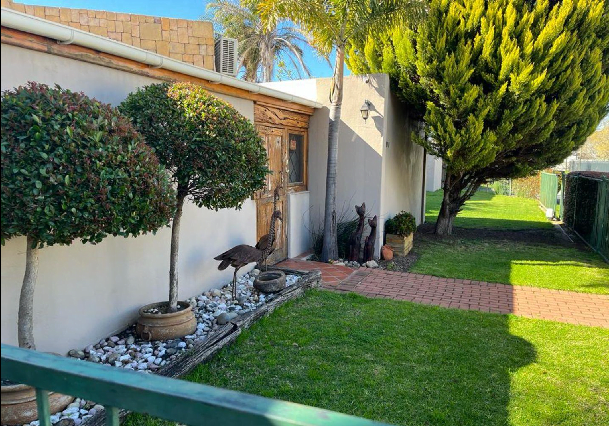 Exceptional 4-Bedroom Family Home in Worcester CBD