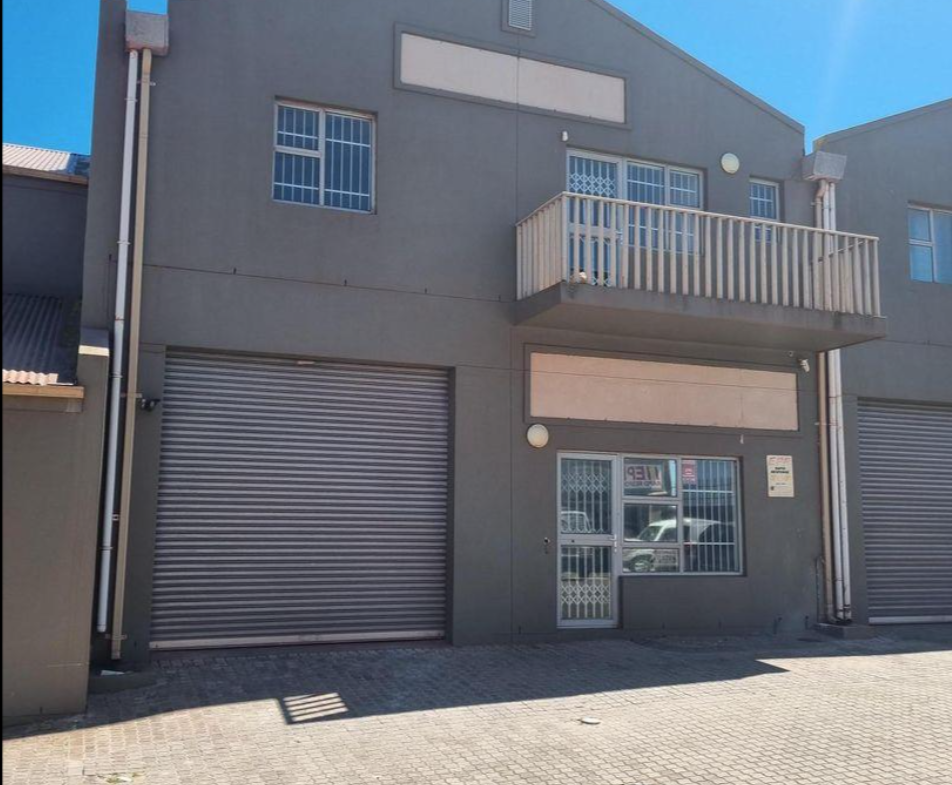 Neat, Secure Commercial Property to Let in Vredenburg