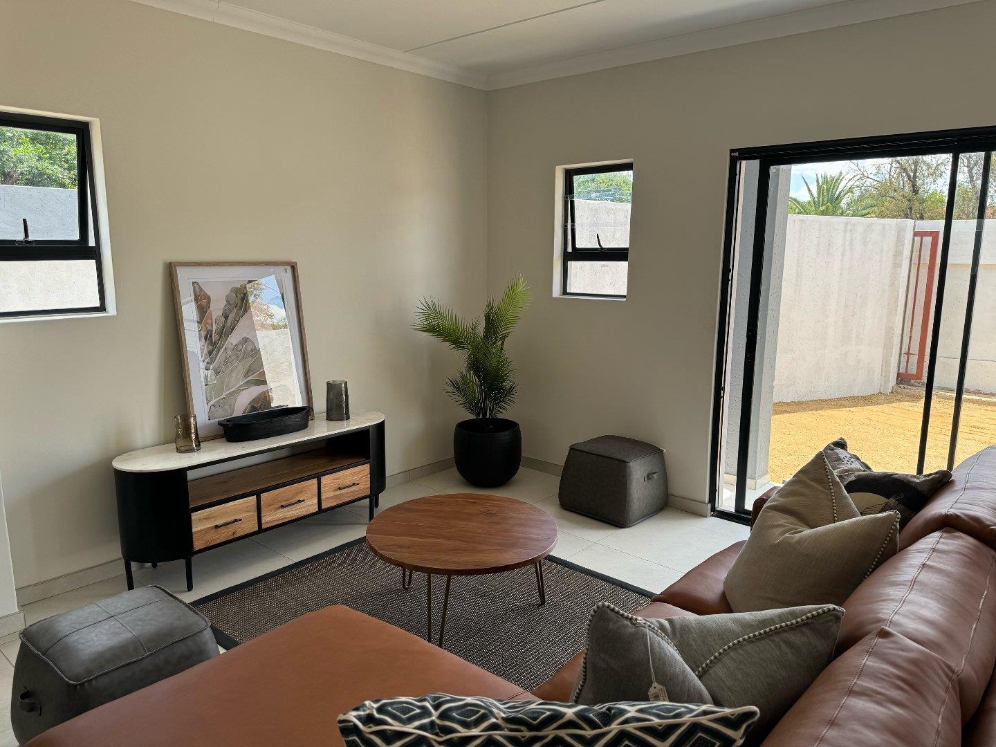 3 Bedroom Townhouse for Sale in Noordhoek