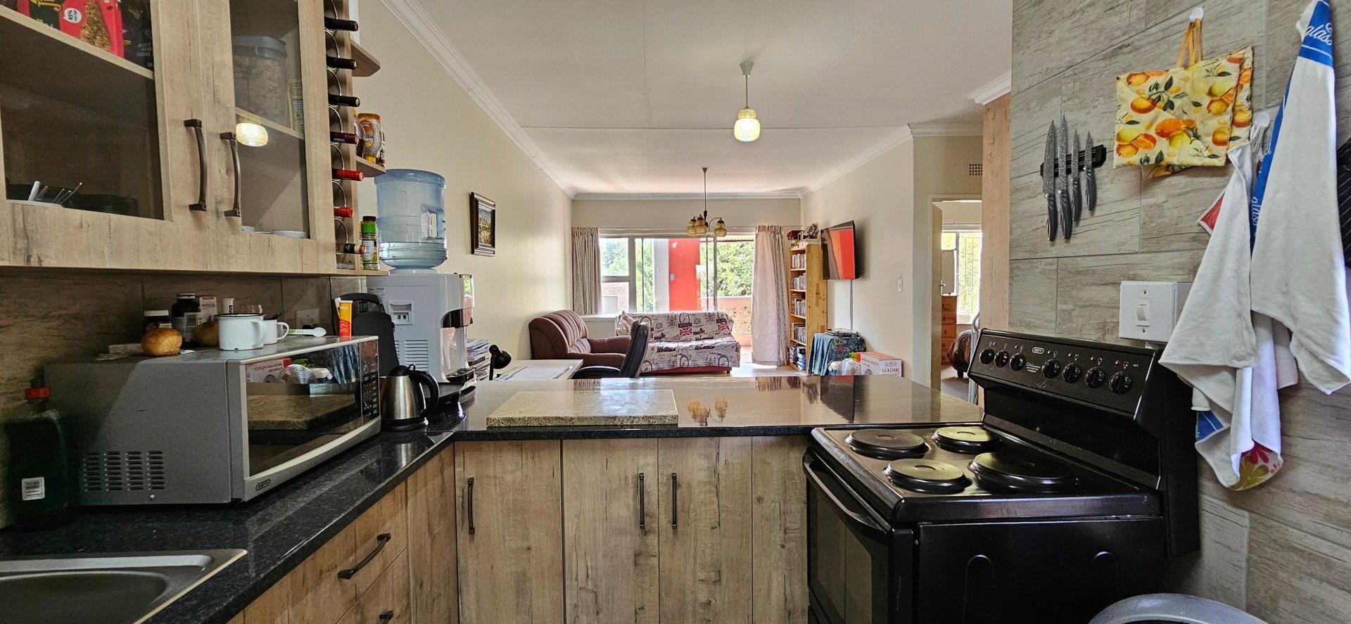 2 Bedroom Apartment / Flat for Sale in Langenhovenpark