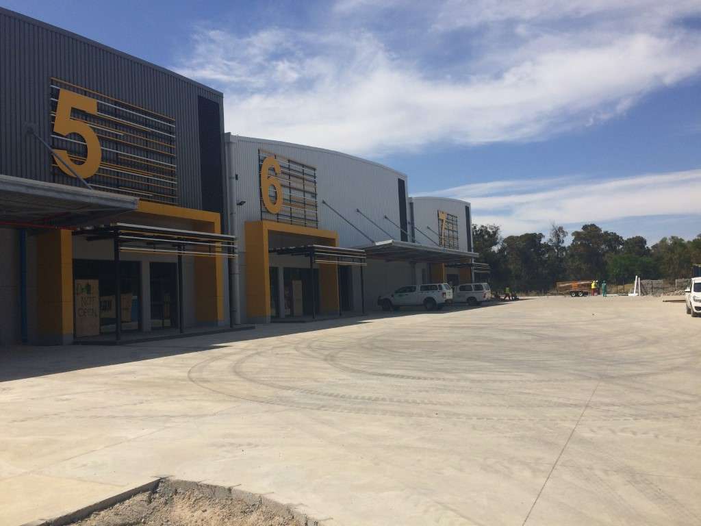 Golf Air Park 2, Airport Industria 1