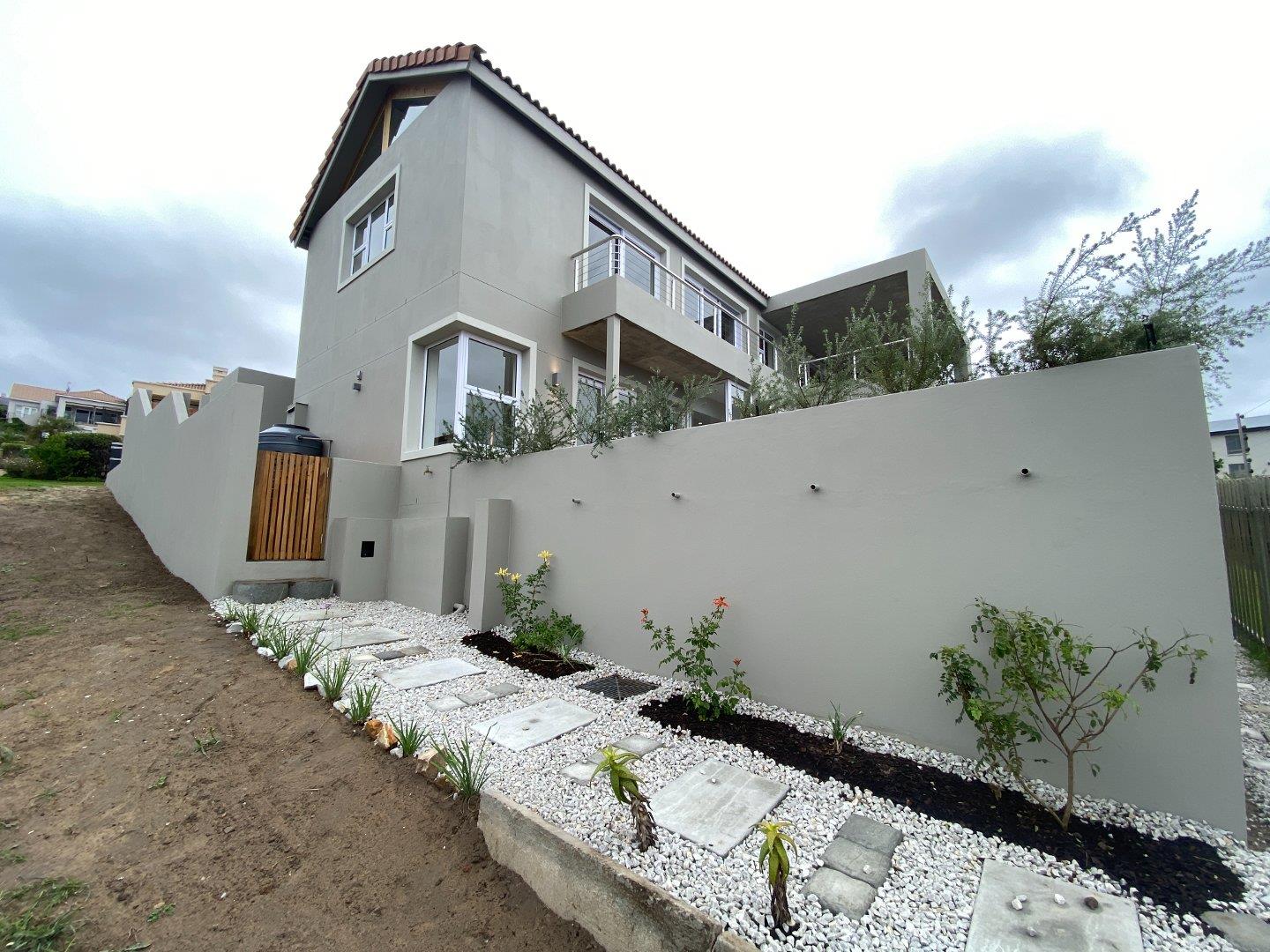 3 BEDROOM HOUSE FOR SALE IN SUMMER PLACE