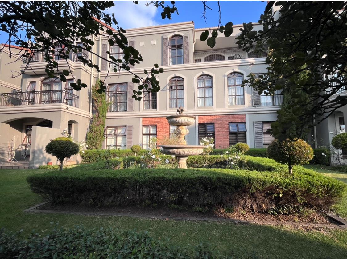 3 BEDROOM APARTMENT / FLAT TO RENT IN CRAIGHALL