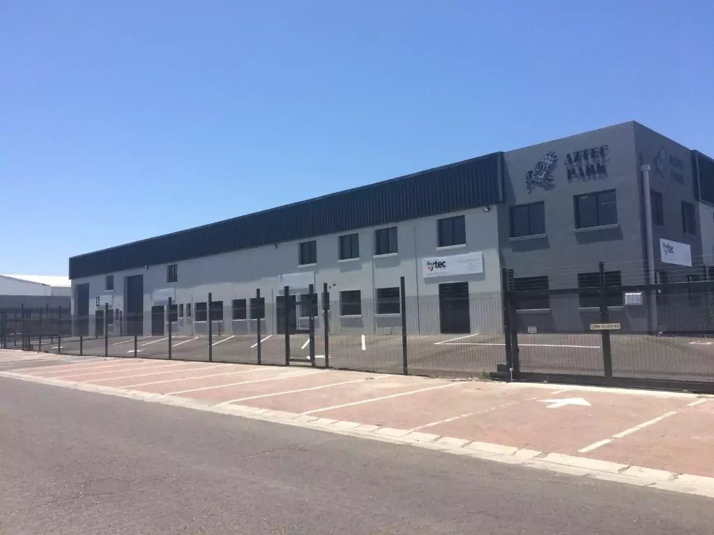 Aztec Park, Airport Industria 2