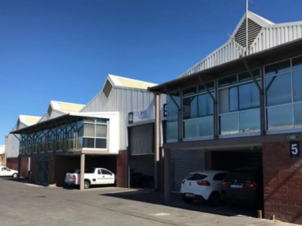 Central Park, Airport Industria 2