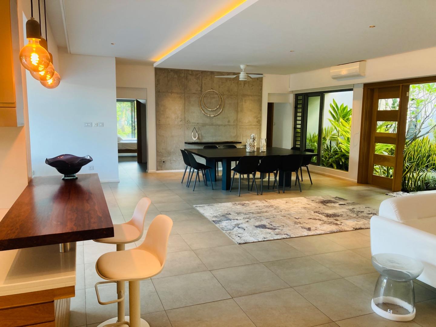 Unparalleled Elegance On The Green