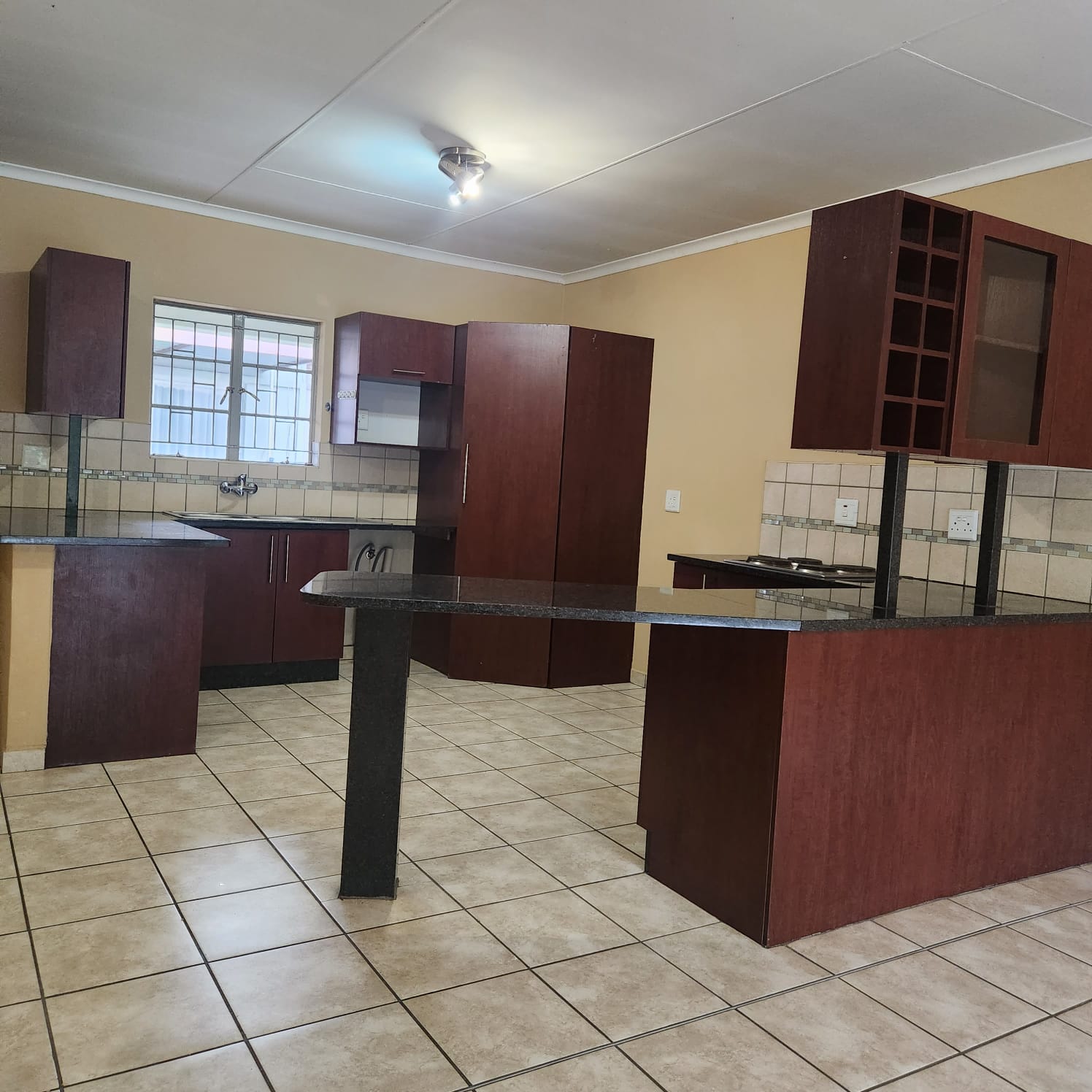 Spacious Open Plan Living in a Sought-After Complex