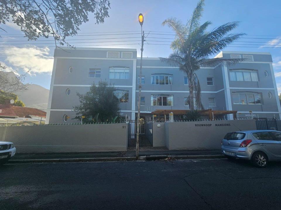 2 Bedroom Apartment / Flat to Rent in Rondebosch