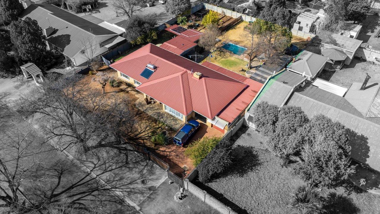 4 Bedroom House for Sale in Universitas