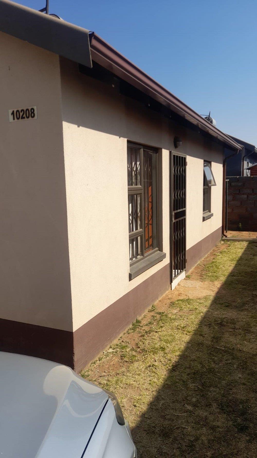 House to Rent in Windmill Park