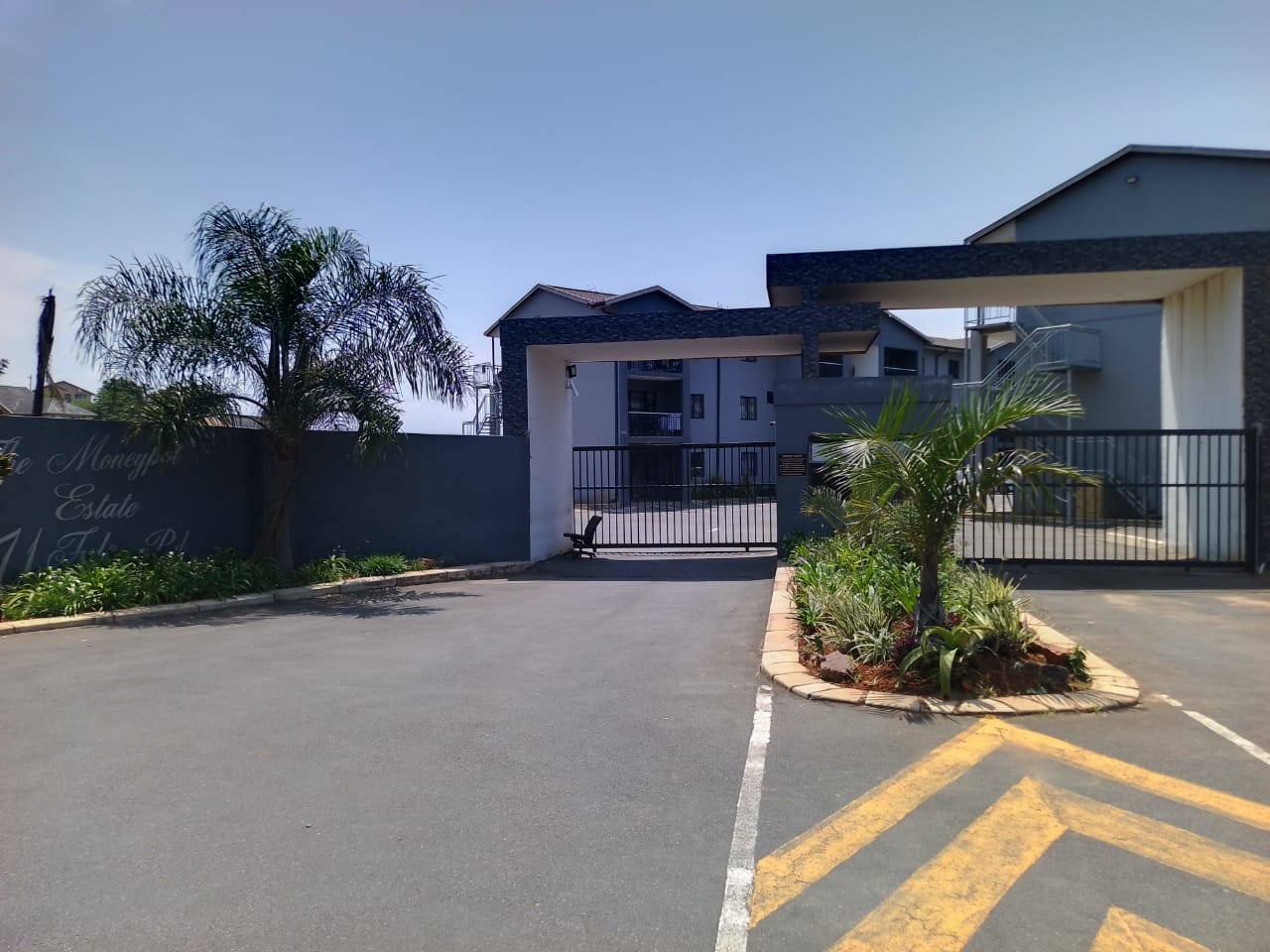 2 Bedroom Apartment / Flat to Rent in Morningside