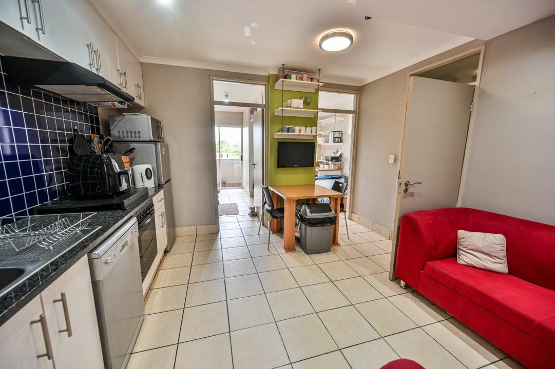 2 Bedroom Apartment / Flat for Sale in Universitas