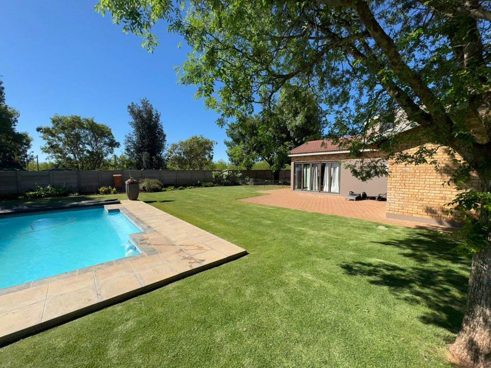 Farm for Sale in Arcadia SH