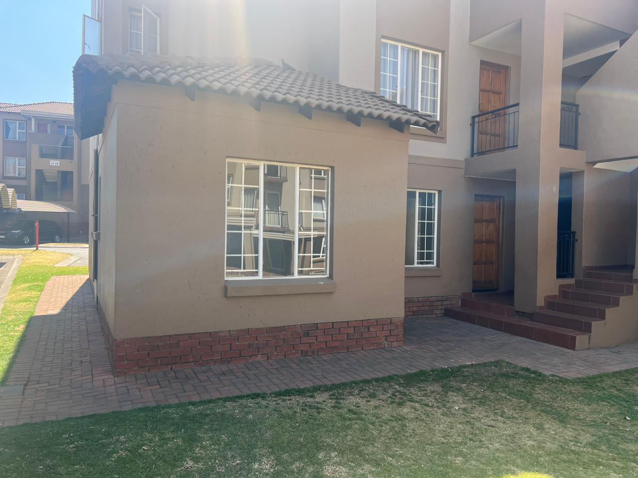 2 Bedroom Apartment / Flat to Rent in Meredale