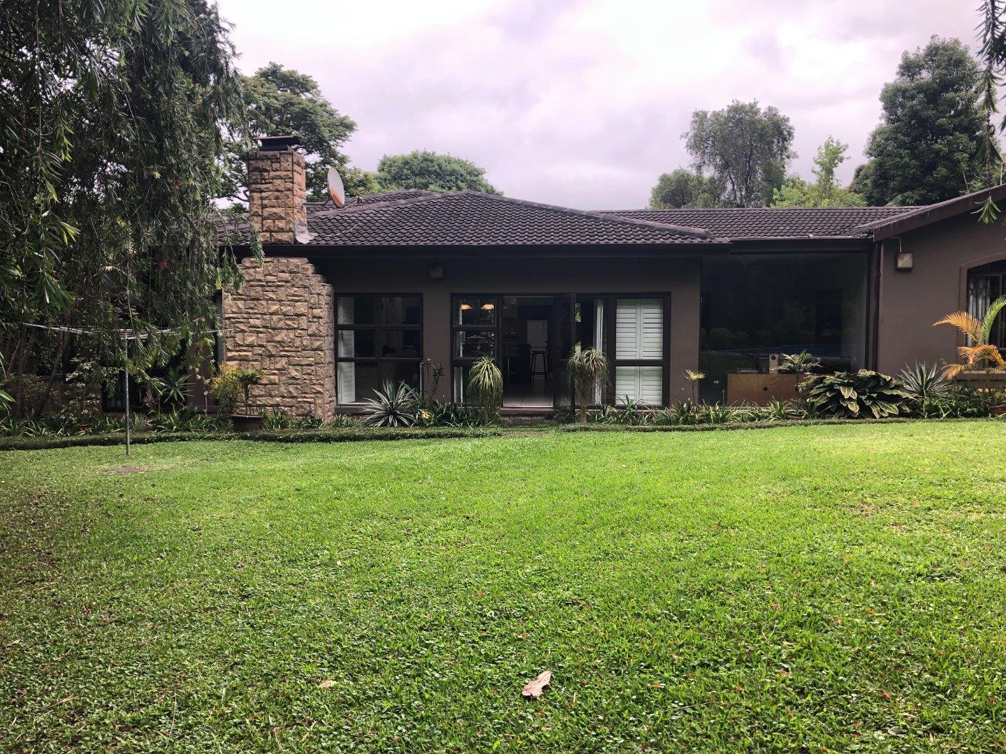 4 Bedroom House to Rent in Ronaldskloof