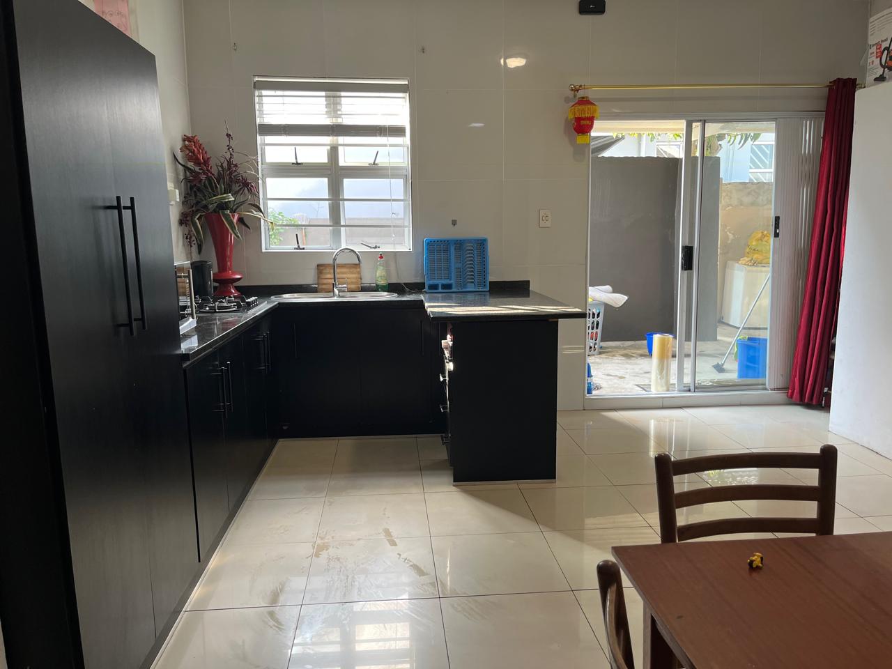 2 Bedroom House to Rent in Atholl Heights