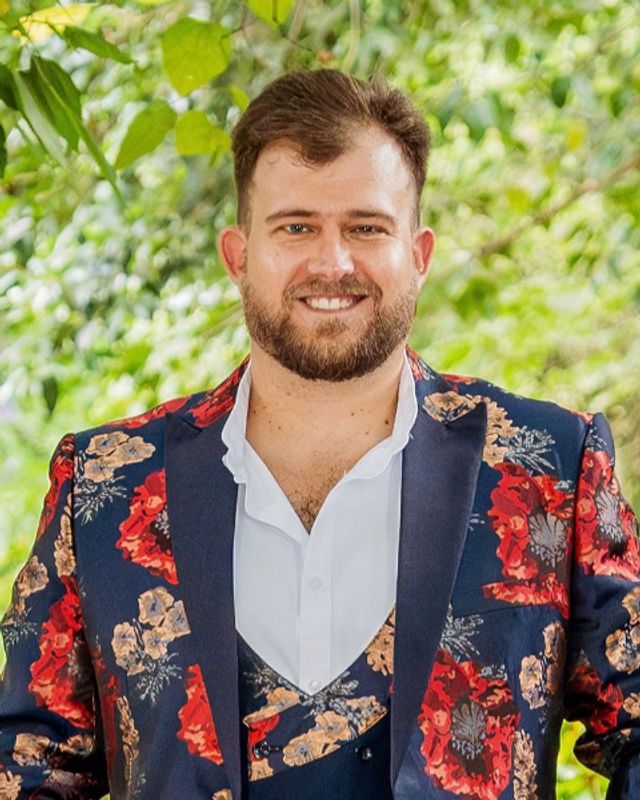 Profile photo of agent Ruhuan Brown