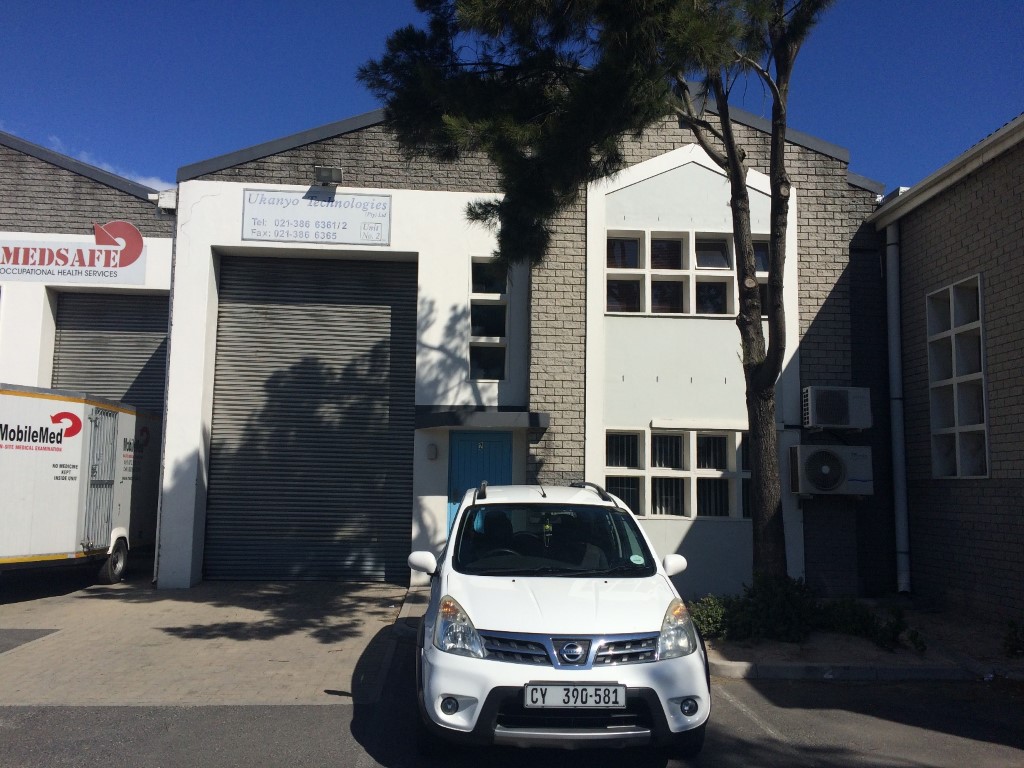 228m² Warehouse For Rent in Airport Industria 2