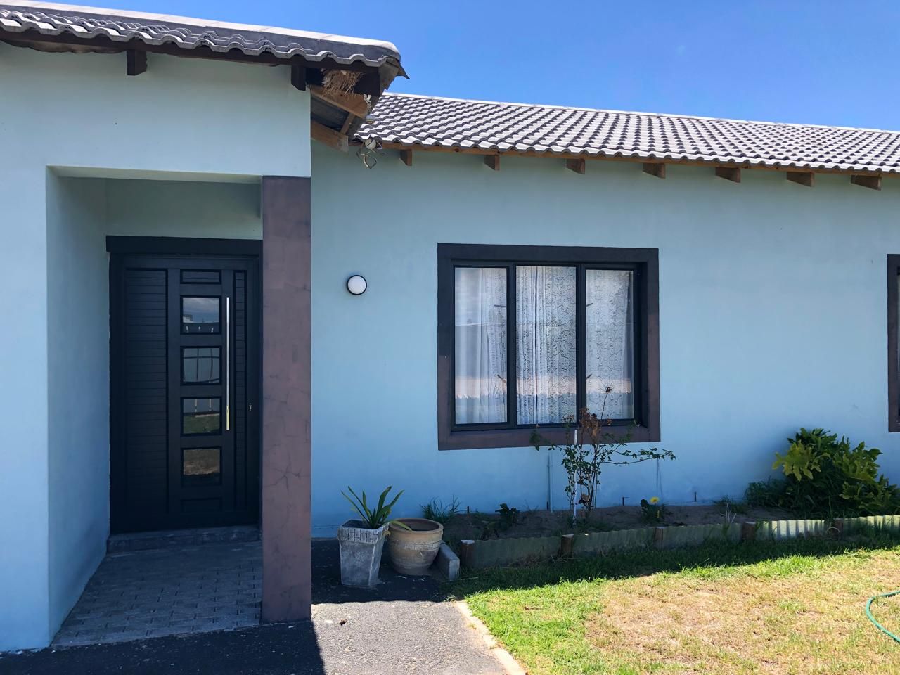 1Ha Small Holding For Sale in Hopefield