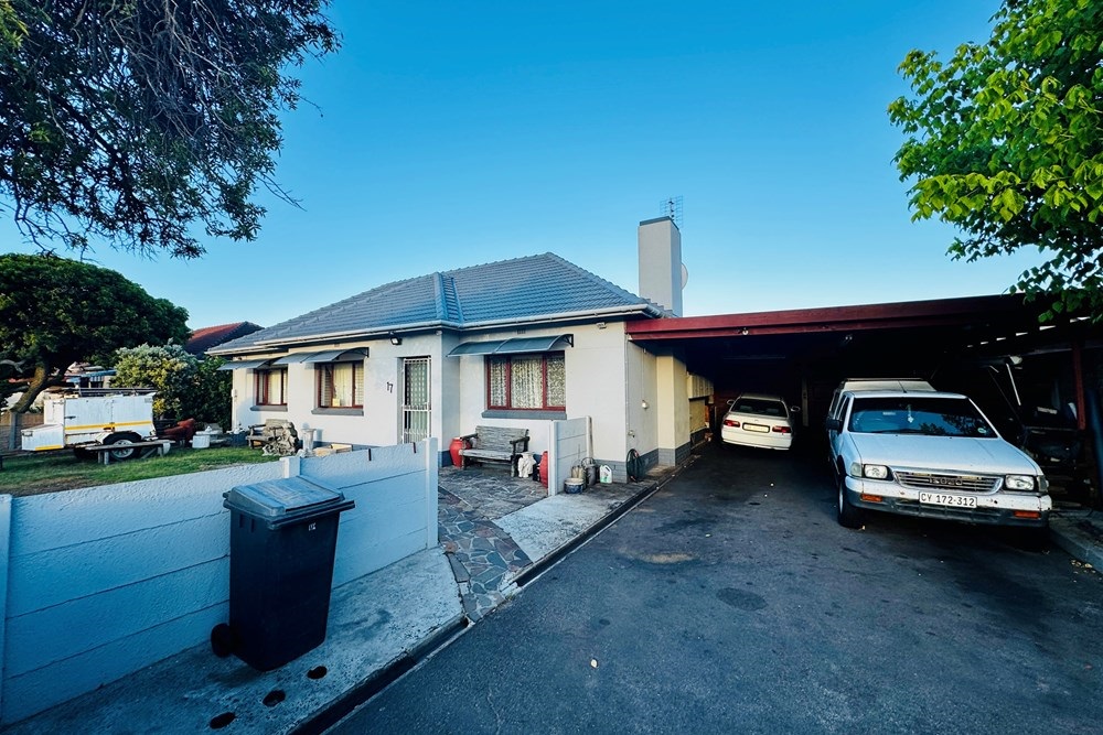 House For Sale in Thornton, Cape Town