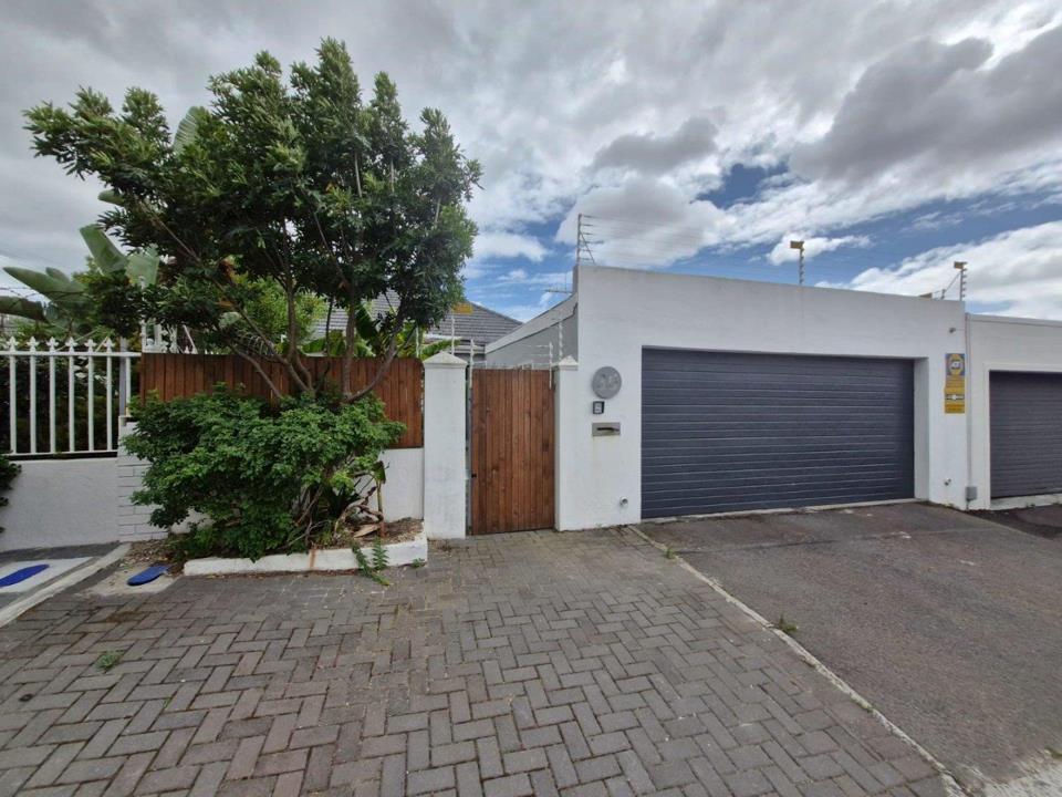 3 Bedroom House to Rent in Rondebosch Park Estate