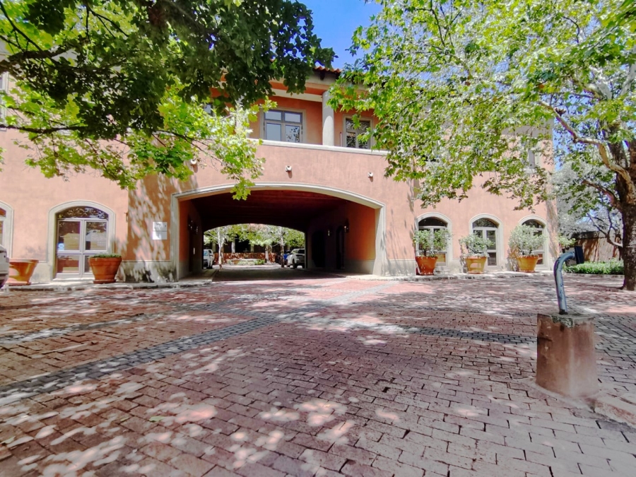 A-Grade Commercial building in Brooklyn, Pretoria East