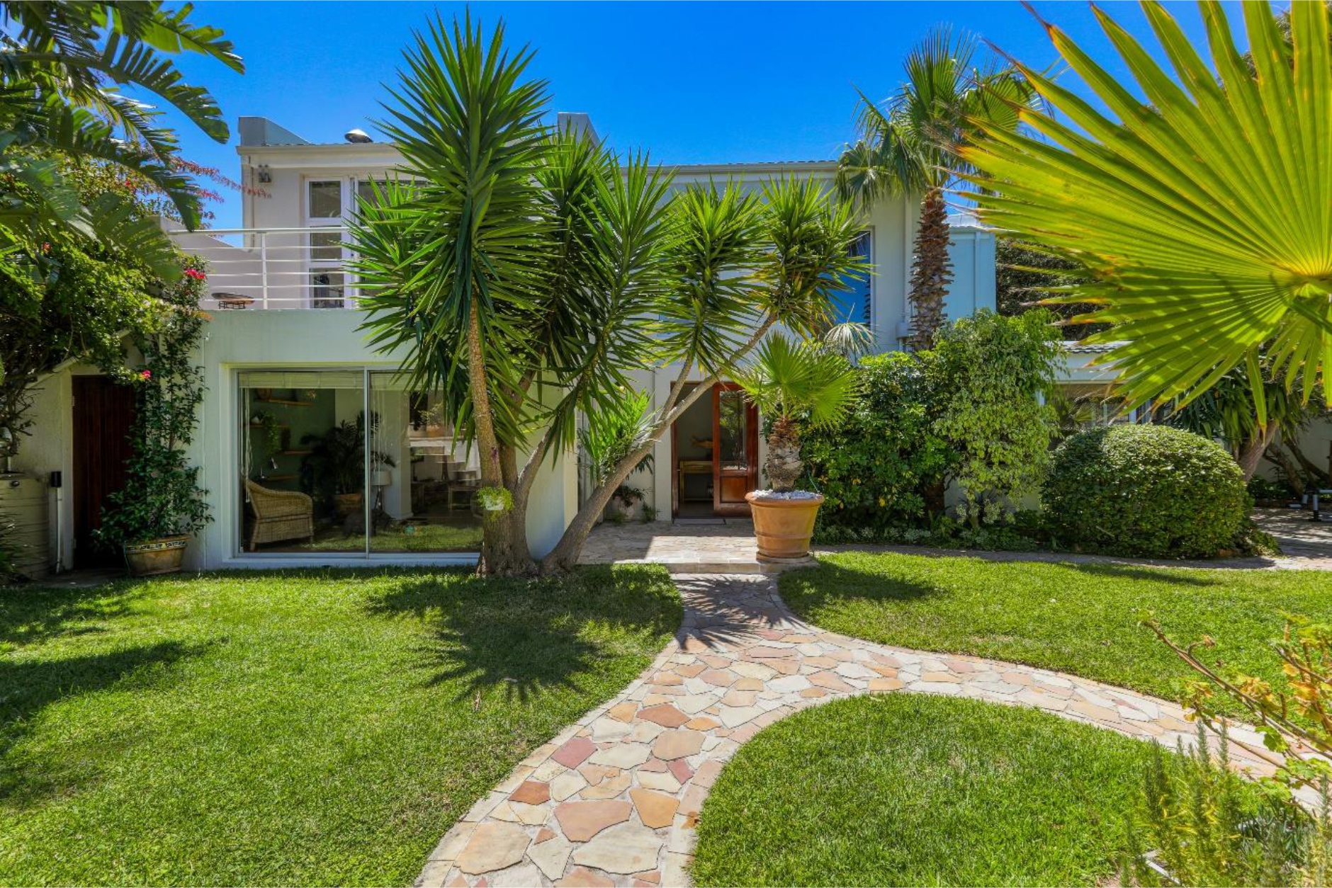 4 Bedroom House For Rent in Northshore, Hout Bay