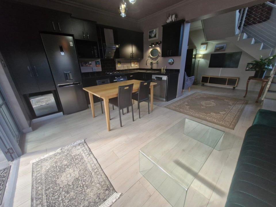 1 Bedroom House to Rent in Diep River