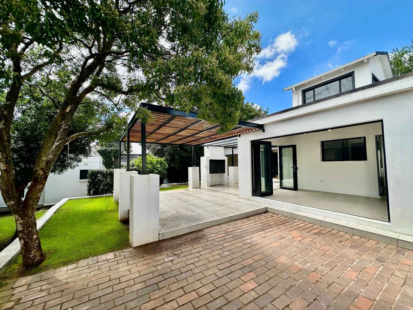 3 Bedroom House in Melville for sale