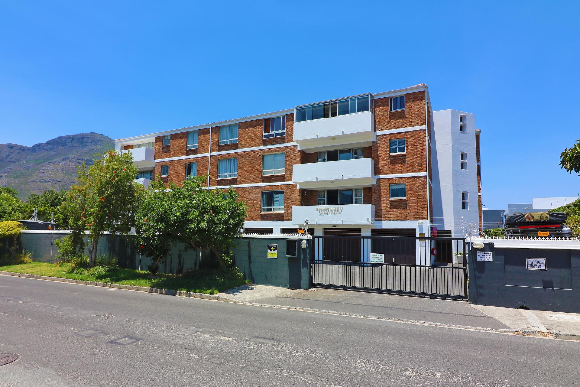 2 Bedroom Apartment / Flat For Rent in Beach Estate, Hout Bay