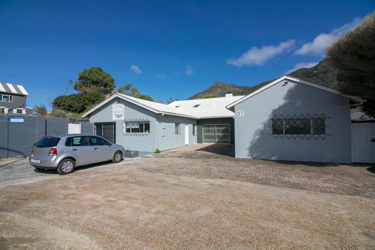 Commercial Property For Rent in Beach Estate, Hout Bay