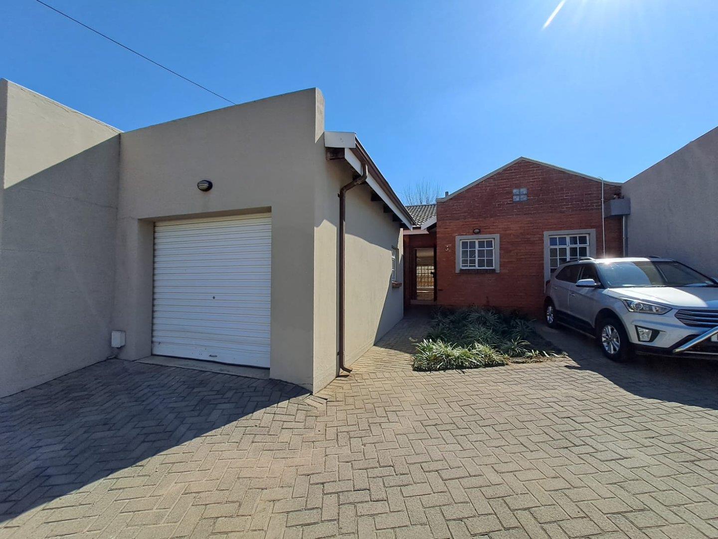 2 Bedroom Apartment / Flat to Rent in Aviary Hill