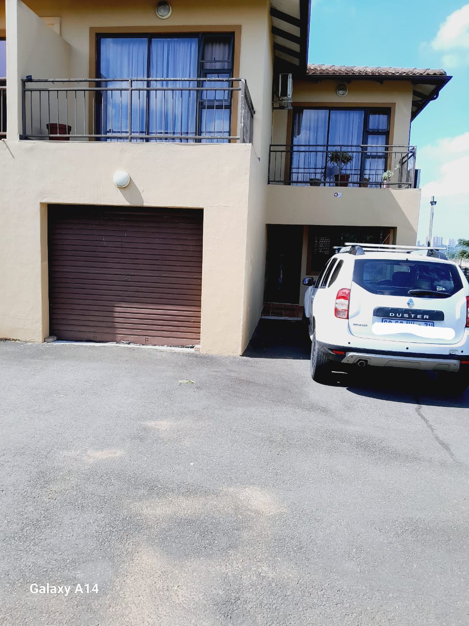 3 Bedroom Apartment / Flat for Sale in Parlock