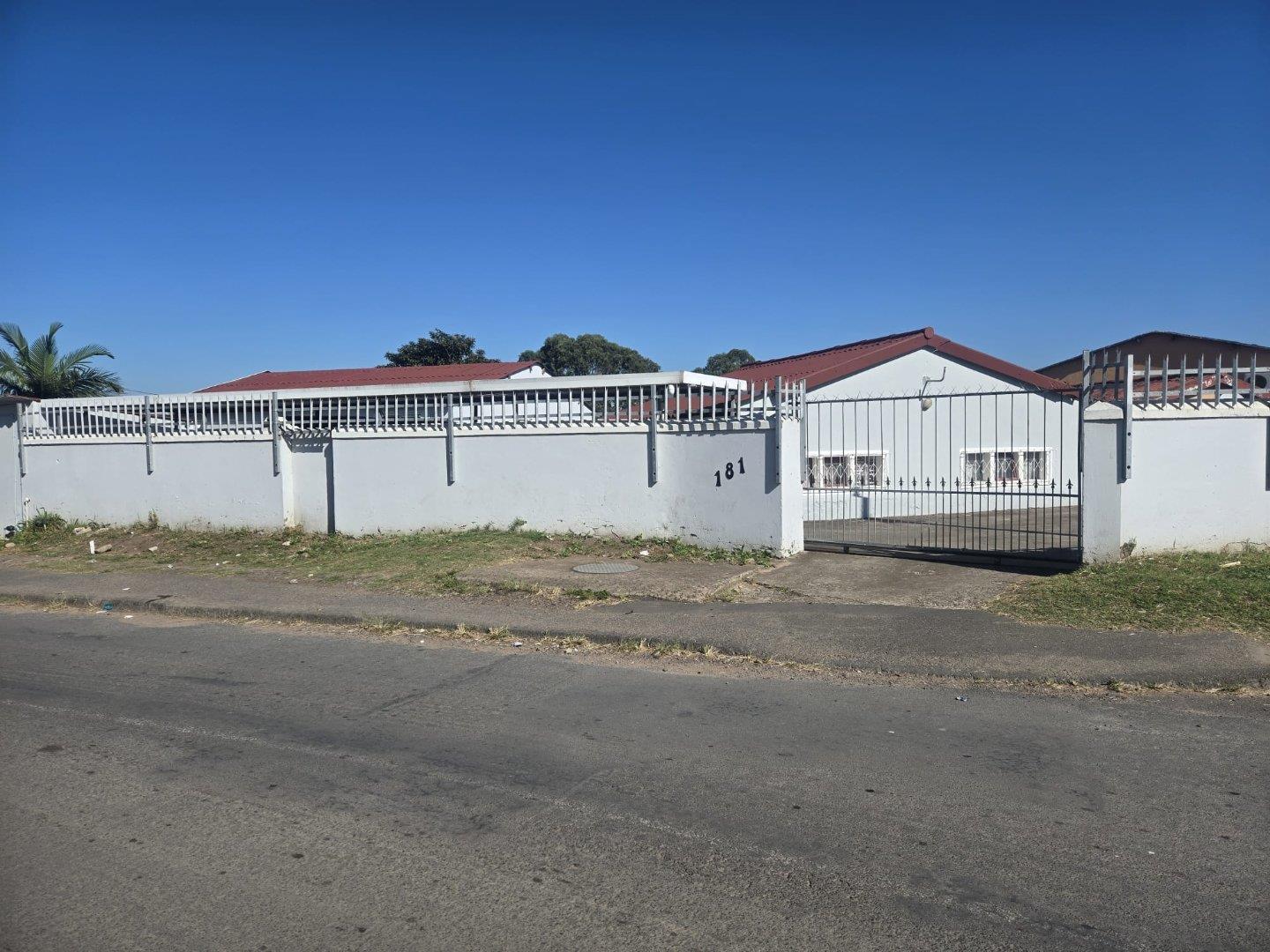 3 Bedroom House for Sale in Newlands East