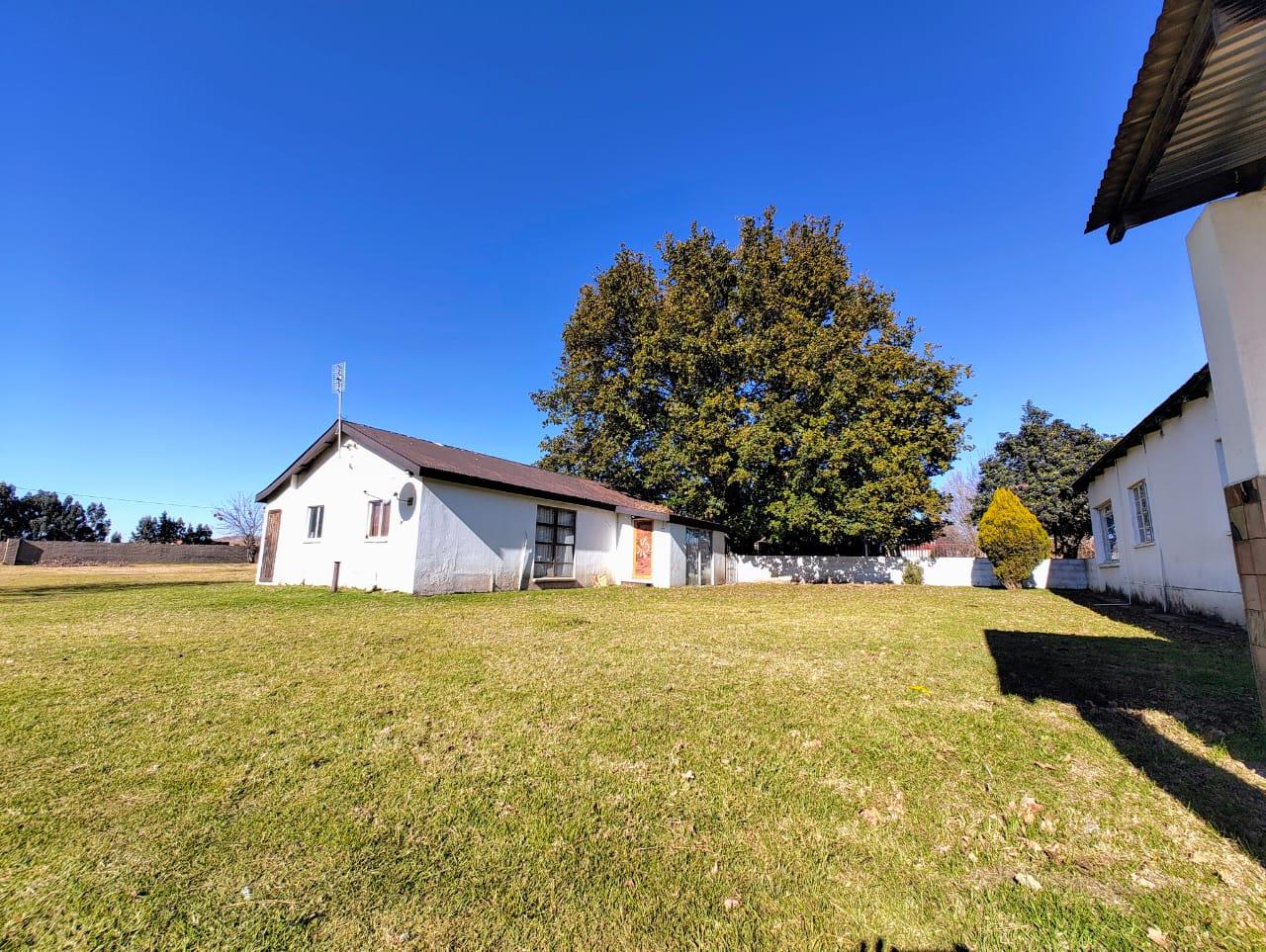 7 Bedroom House for Sale in Memel