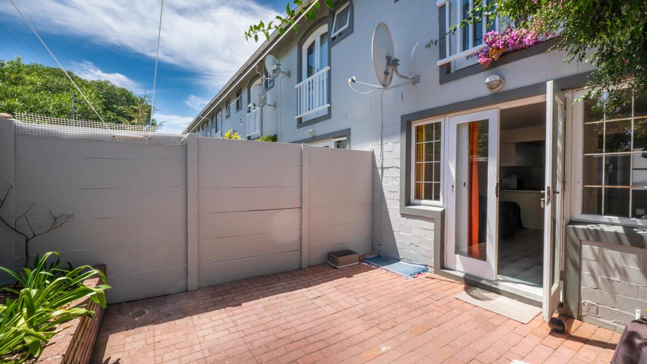 2 Bedroom Apartment / Flat to Rent in Kirstenhof